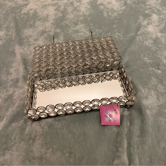 Silver Metal Glam Jewelry Box - Picture 2 of 4